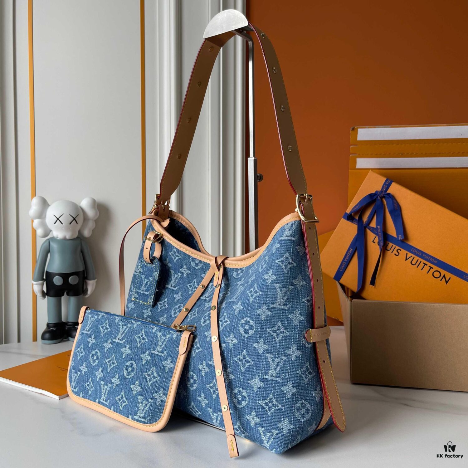 Upgraded Version 180 190 [Original Order Fabric, Original Version Price, Upgraded Quality] M13289 M46197 M46203 M11843 M13014 M24861 M25143 This CarryAll Medium Tote Bag Features the Monogram Denim Pattern from 2005 Printed on Cotton Canvas, Finished with Louis Vuitton's Expert Bleaching Technique for a Washed Effect