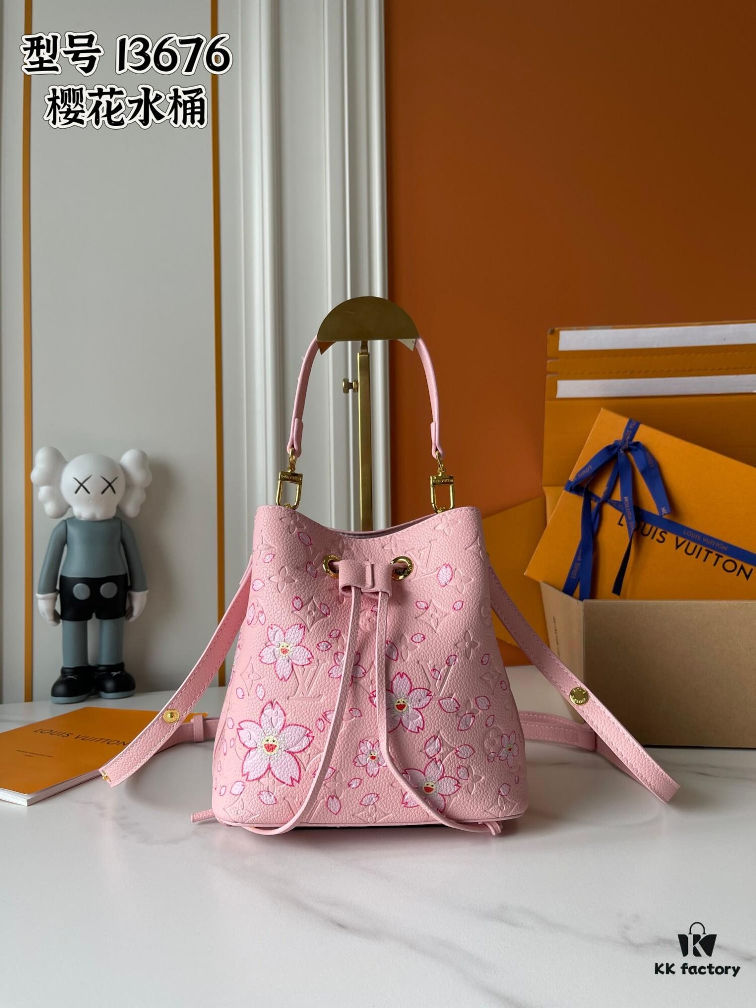 69306df26e68136f4d9a5575 Upgraded Version 170 M13676 M44021 NeoNoe BB Bucket Bag from Louis Vuitton × Takashi Murakami Reissue Collection