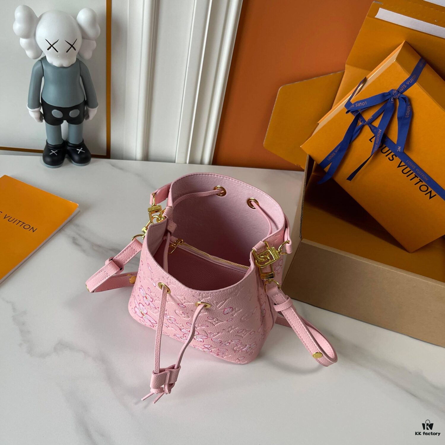 69306dfb6e68136f4d9a557d Upgraded Version 170 M13676 M44021 NeoNoe BB Bucket Bag from Louis Vuitton × Takashi Murakami Reissue Collection