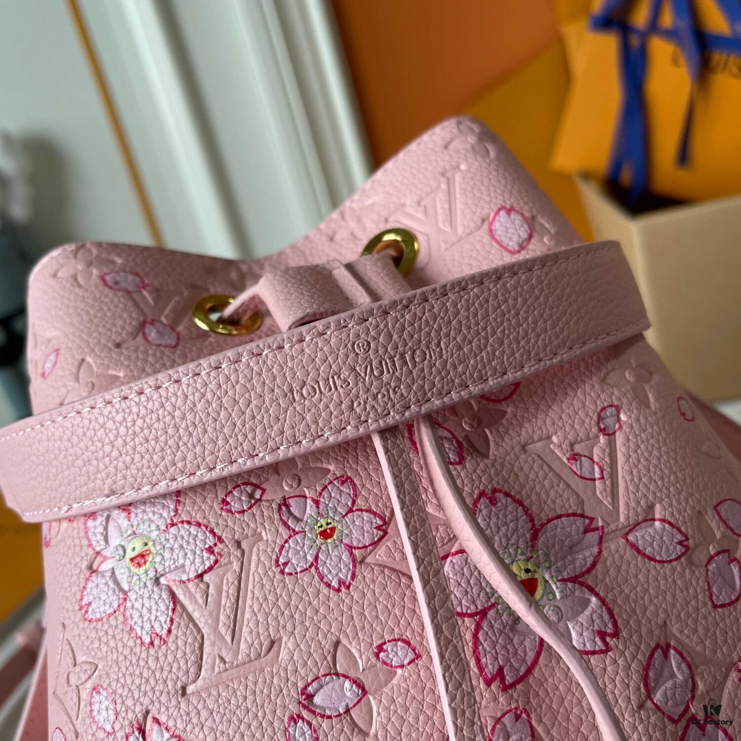 69306dfb6e68136f4d9a557e Upgraded Version 170 M13676 M44021 NeoNoe BB Bucket Bag from Louis Vuitton × Takashi Murakami Reissue Collection