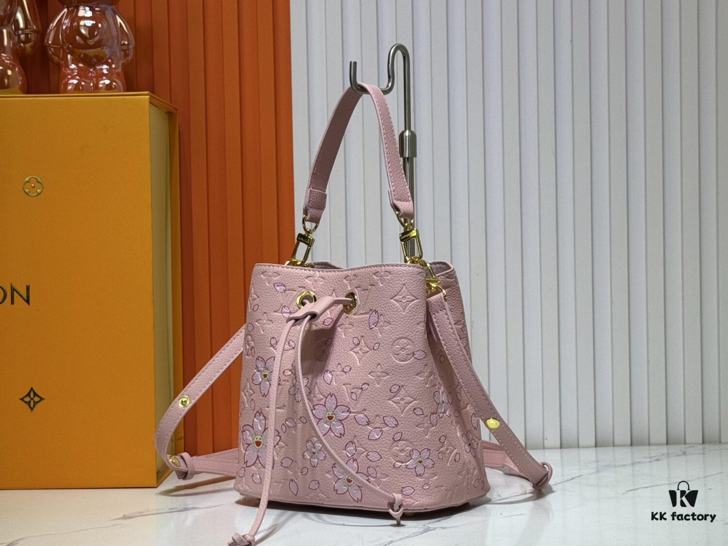 69306e246e68136f4d9a55ae M13676 M44021 NeoNoe BB Bucket Bag from Louis Vuitton × Takashi Murakami Reissue Collection