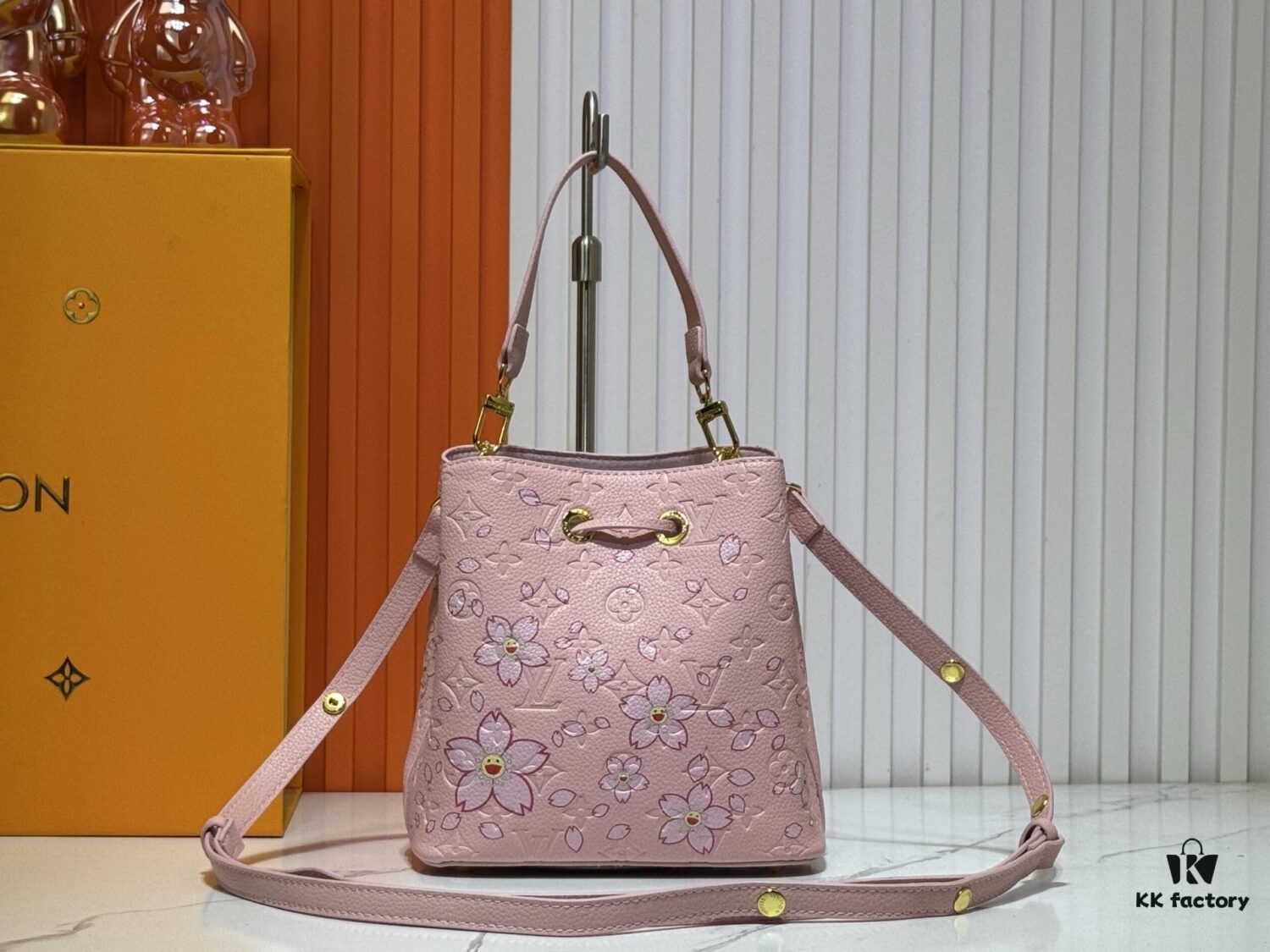 69306e286e68136f4d9a55b2 M13676 M44021 NeoNoe BB Bucket Bag from Louis Vuitton × Takashi Murakami Reissue Collection