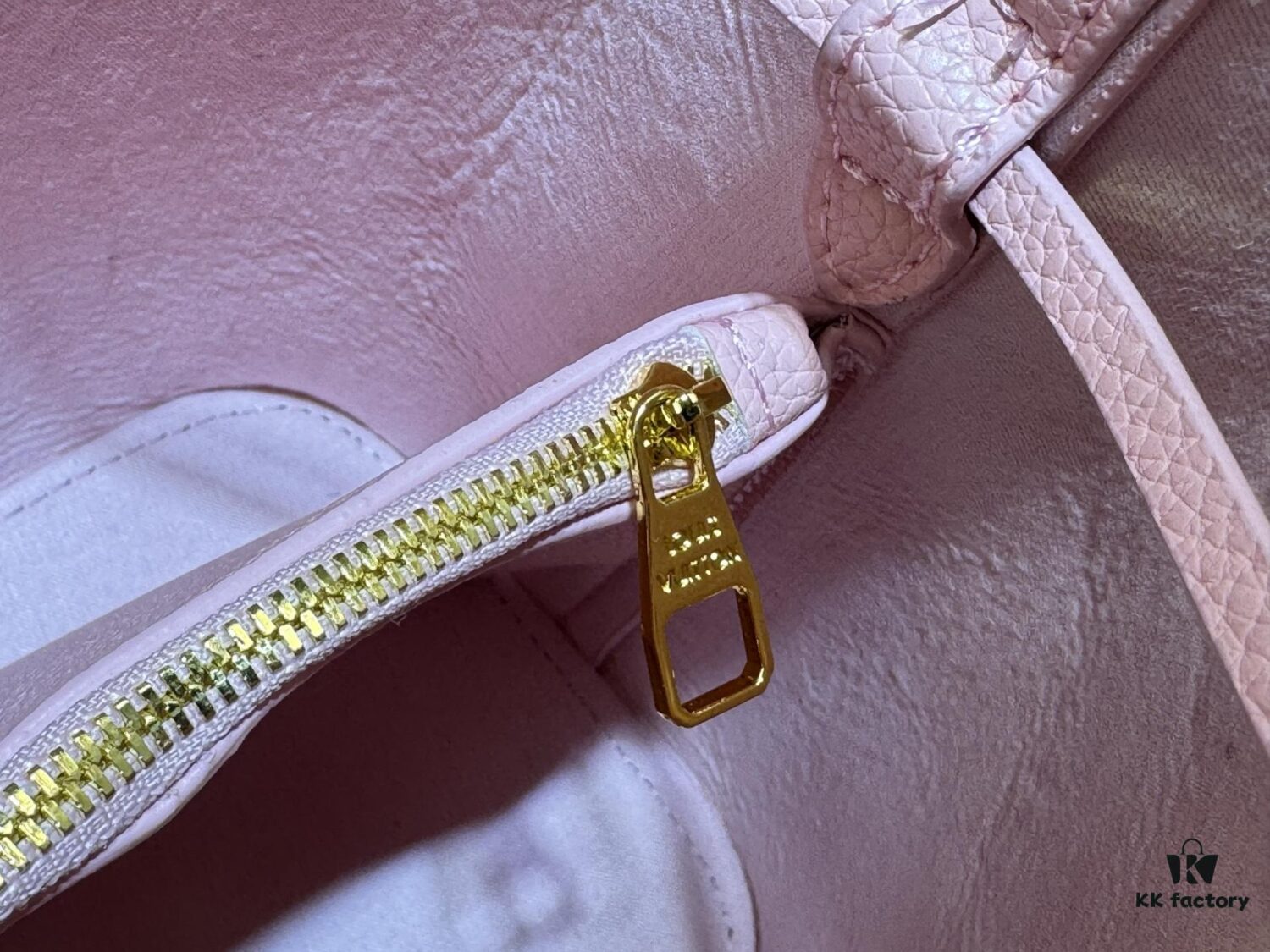 69306e296e68136f4d9a55b6 M13676 M44021 NeoNoe BB Bucket Bag from Louis Vuitton × Takashi Murakami Reissue Collection