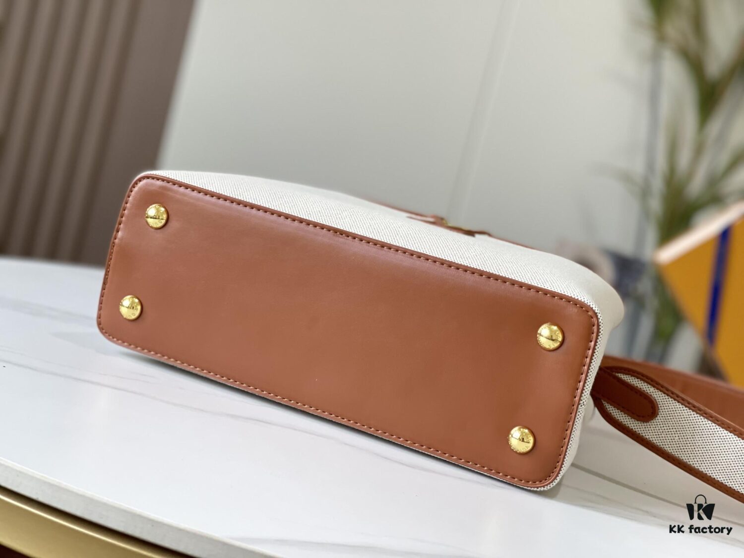 69306e406e68136f4d9a55dd Upgraded Official Version 💋M57361 Embroidered White Beige Gold Buckle Medium Size