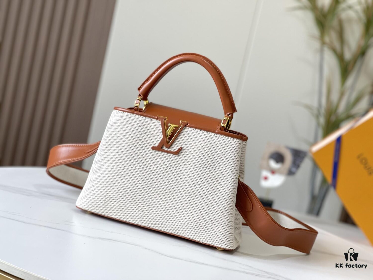 69306e446e68136f4d9a55e4 Exclusive On-Site Photo - Factory Direct Official Version 💋 M57651 Embroidered White, Brown and Gold Hardware Mini Capucines BB Bag