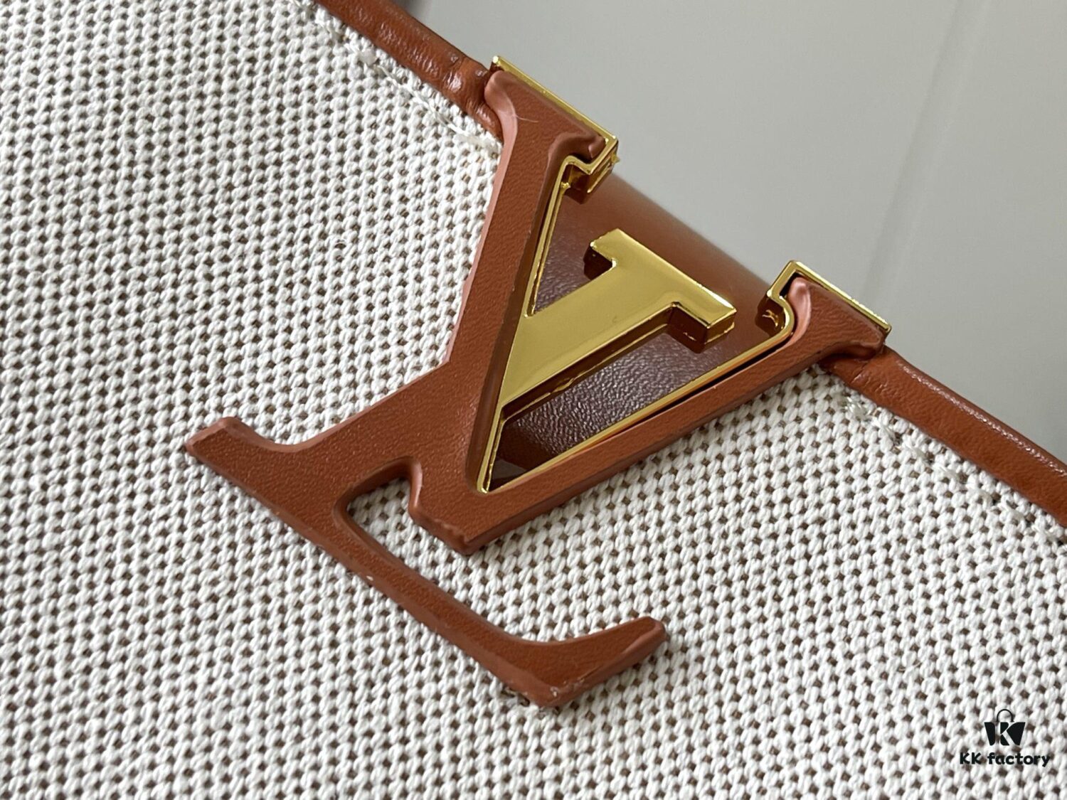 69306e466e68136f4d9a55e8 Exclusive On-Site Photo - Factory Direct Official Version 💋 M57651 Embroidered White, Brown and Gold Hardware Mini Capucines BB Bag