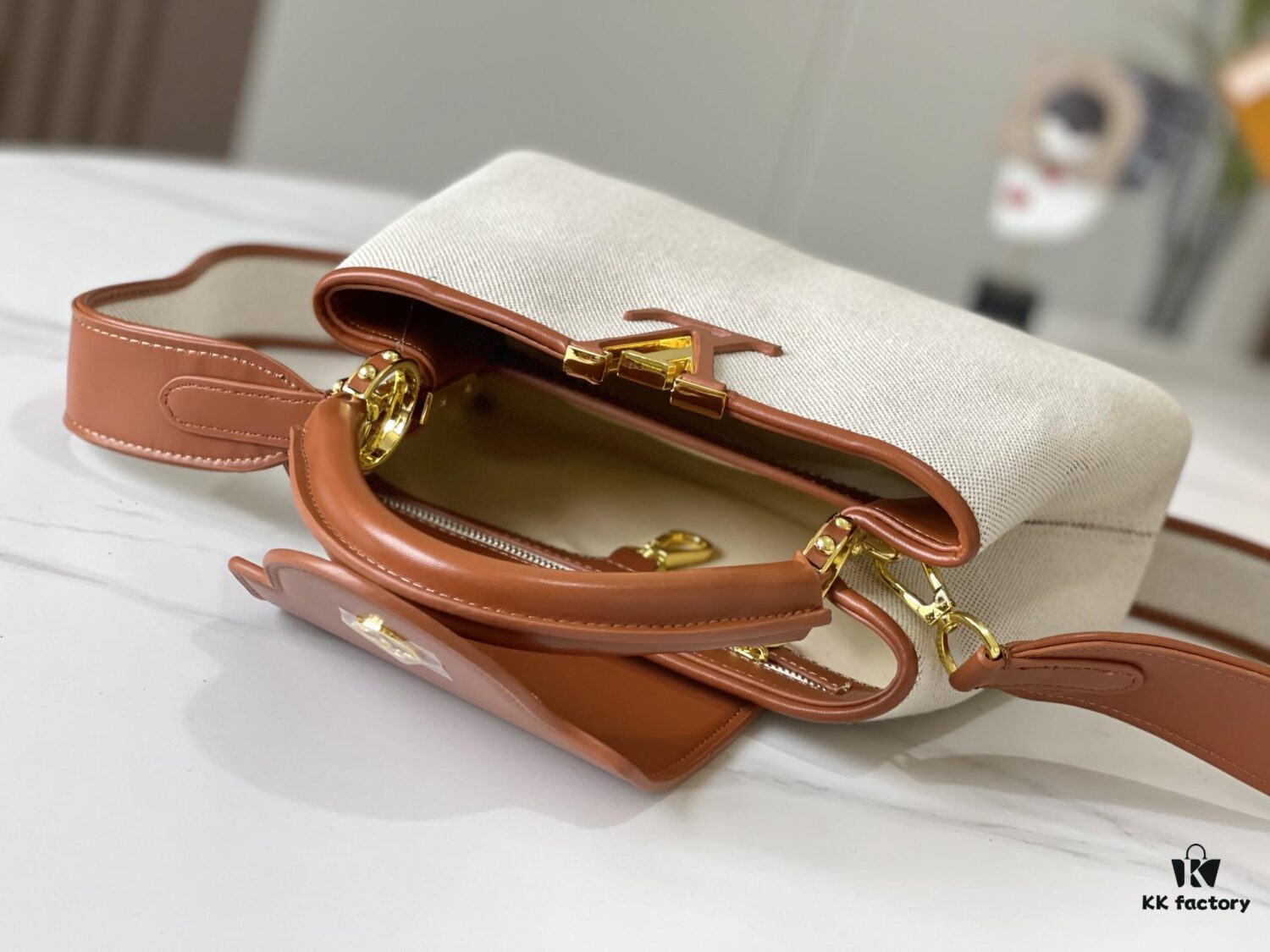 69306e476e68136f4d9a55e9 Exclusive On-Site Photo - Factory Direct Official Version 💋 M57651 Embroidered White, Brown and Gold Hardware Mini Capucines BB Bag