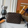 Upgraded Version M46795 M23742 Black Flower Embossed Men's Latest Messenger Bag Steamer