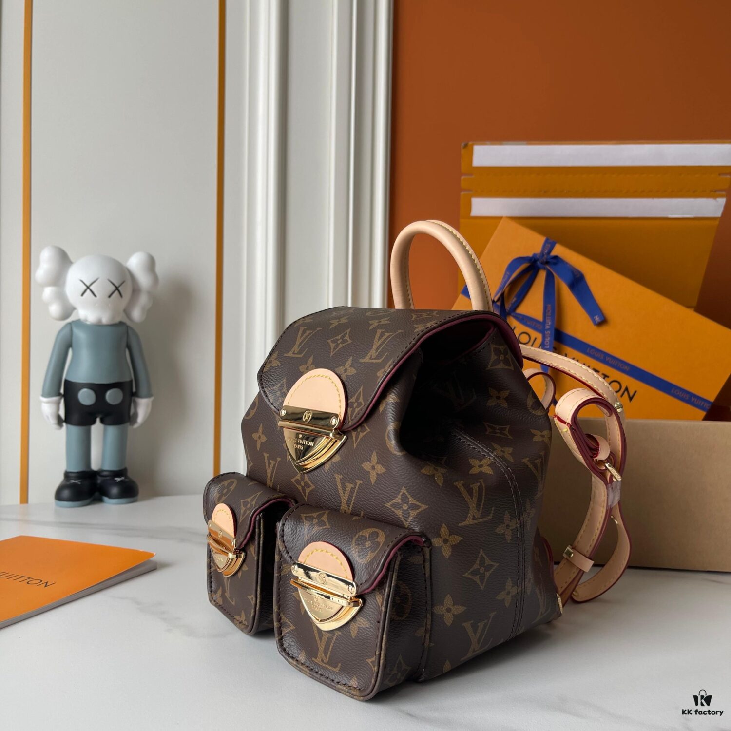 Upgraded Version [Real Photo, Original Background] (Quality Comparison) VENICE Backpack M13081-M46836 White Multicolor (Takashi Murakami)