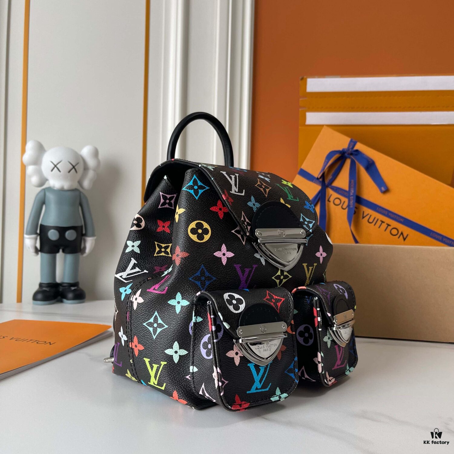 Upgraded Version [Real Photo, Own Background] (Quality Comparison) VENICE Backpack M13081-M46836 White Multicolor (Takashi Murakami)