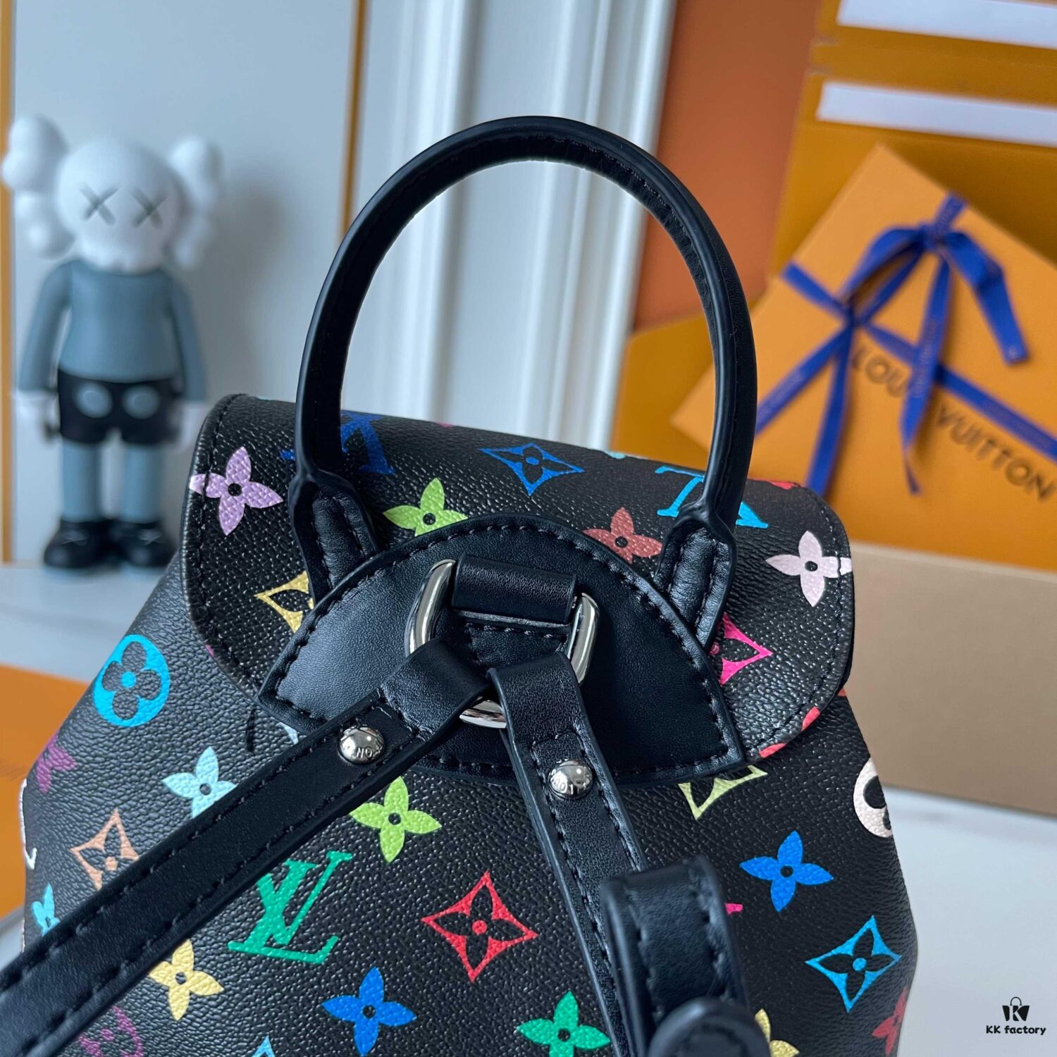 Upgraded Version [Real Photo, Own Background] (Quality Comparison) VENICE Backpack M13081-M46836 White Multicolor (Takashi Murakami)