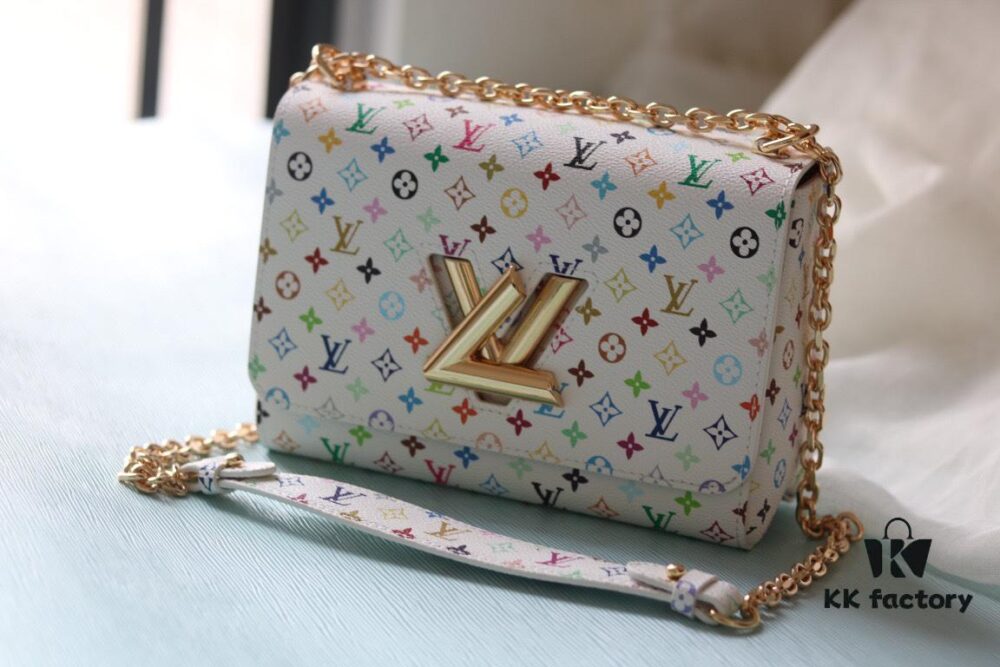 69306f446e68136f4d9a5752 New Arrival Top-Quality Original Replica Exclusive Real Shot Photo 📷【TWIST Medium Handbag】Model No. 50508/13243/13678