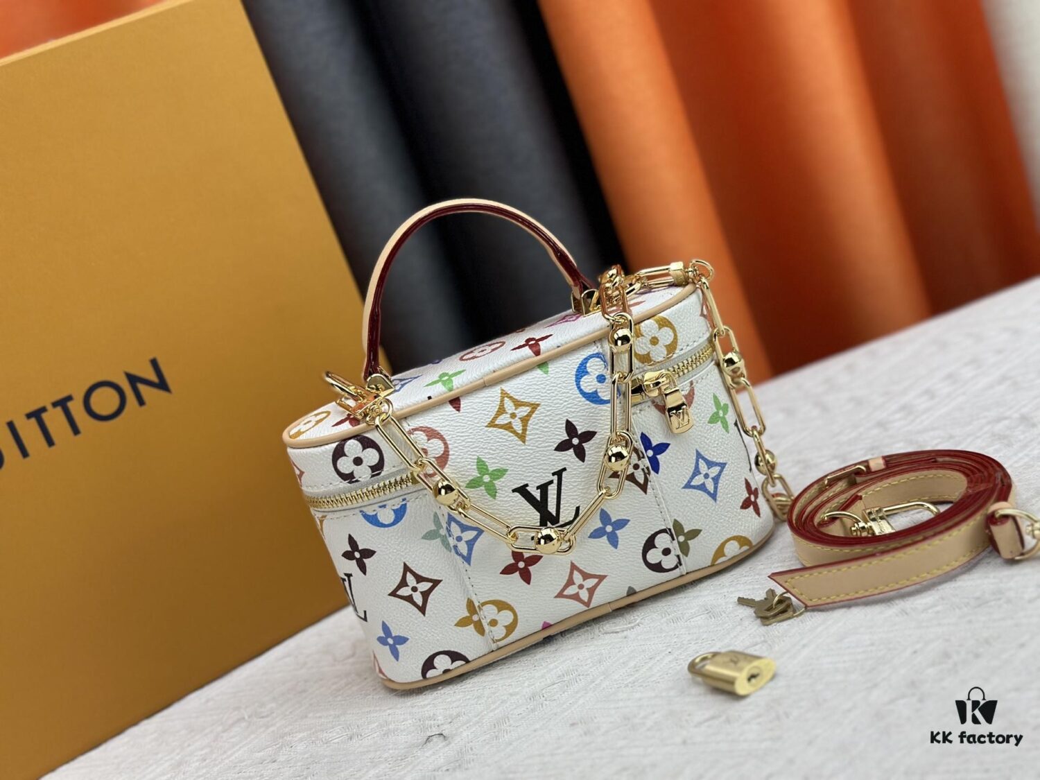69306f6b6e68136f4d9a5791 Official Latest Model, Authentic Craftsmanship, Real Photos - Vanity Pouch from Louis Vuitton x Takashi Murakami Reimagined Collection