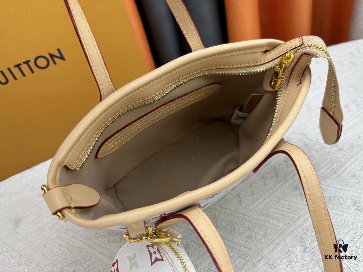 69306f7e6e68136f4d9a57a7 M46705 NEVERFULL BB Bag in White with Tricolor Design, Collaborated with Takashi Murakami