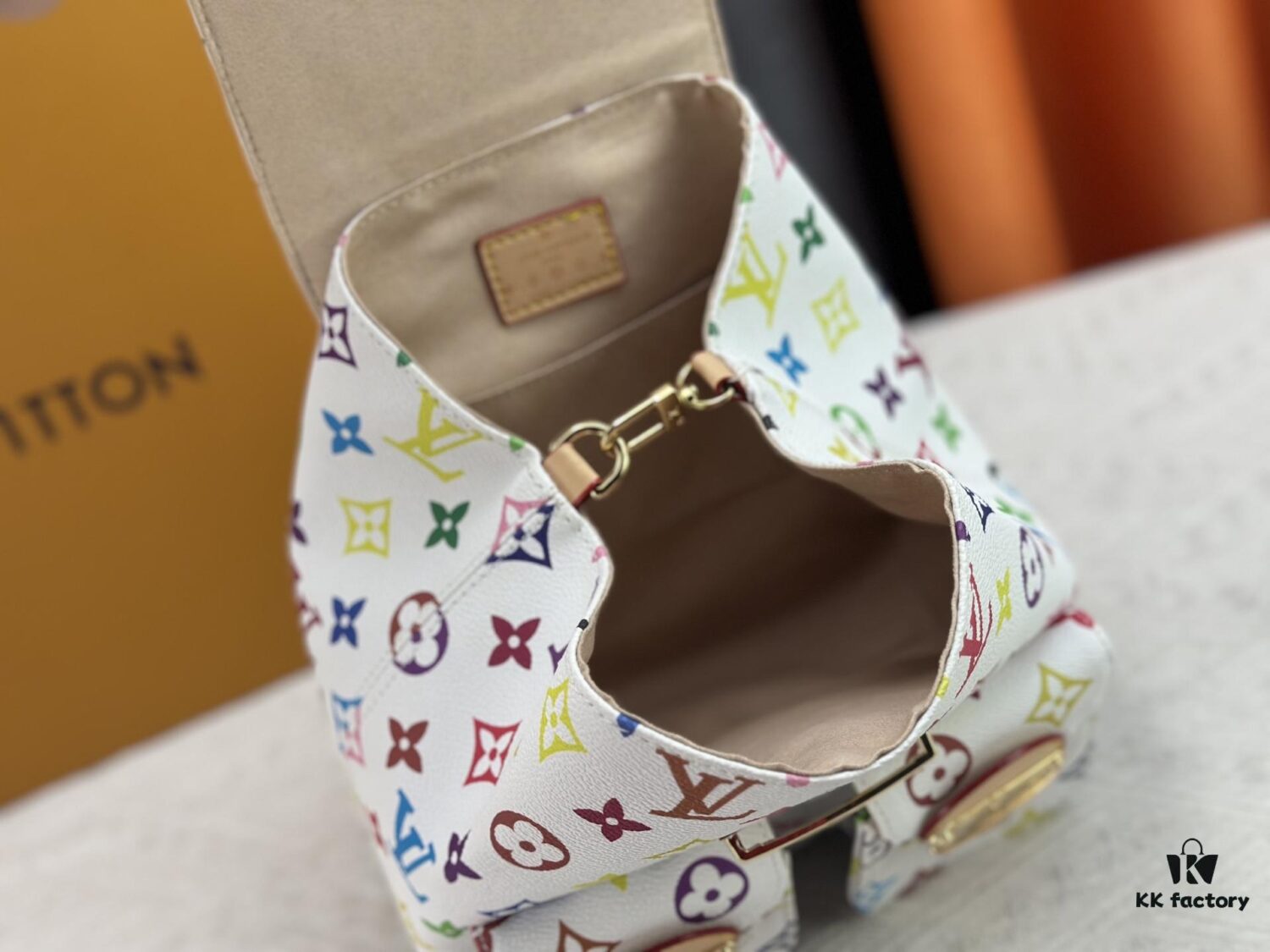 69306f8b6e68136f4d9a57b9 Upgraded Original M13081 M46836 This Venice Backpack Crafted from Coated Canvas with Vivid Hues Inspired by Japanese Artist Takashi Murakami Depicting the Monogram Pattern, Showcasing the Playful Spirit of the Louis Vuitton x Takashi Murakami Reissue Collection