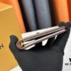 Wallet Model: N60895 M63297 Louis Vuitton Classic Brazza Wallet