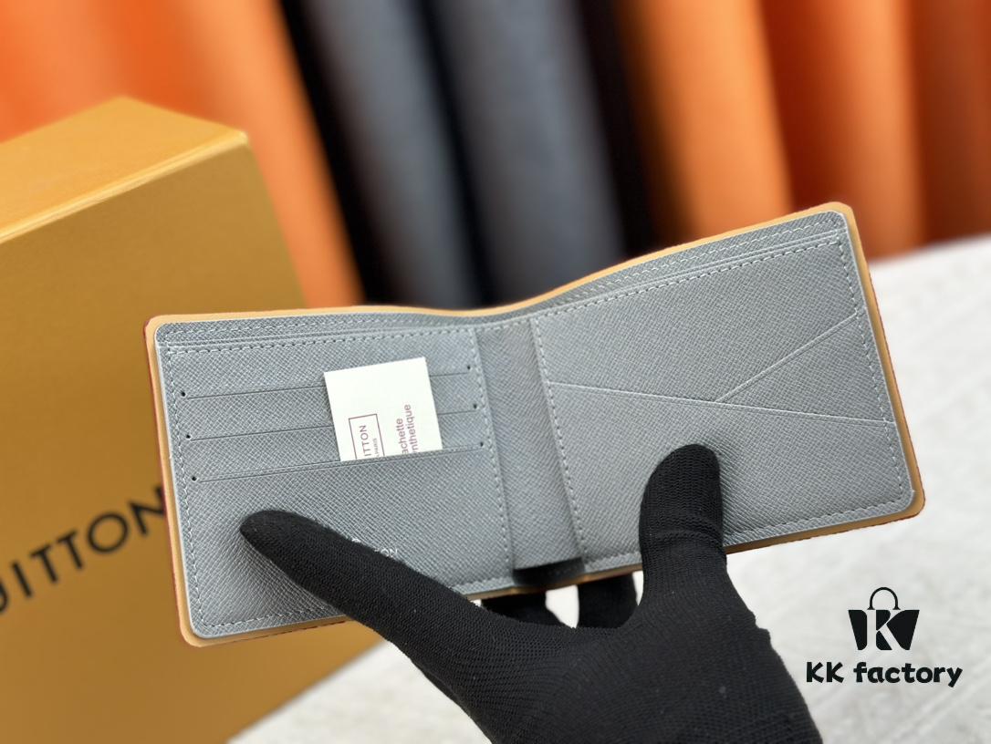 Wallet Model: N60895 M63297 Louis Vuitton Classic Brazza Wallet