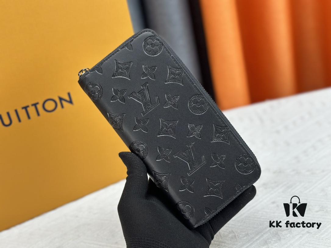 693070846e68136f4d9a593d Wallet New Arrival In Stock, M62900 M81384 Zippy Vertical Zip Wallet