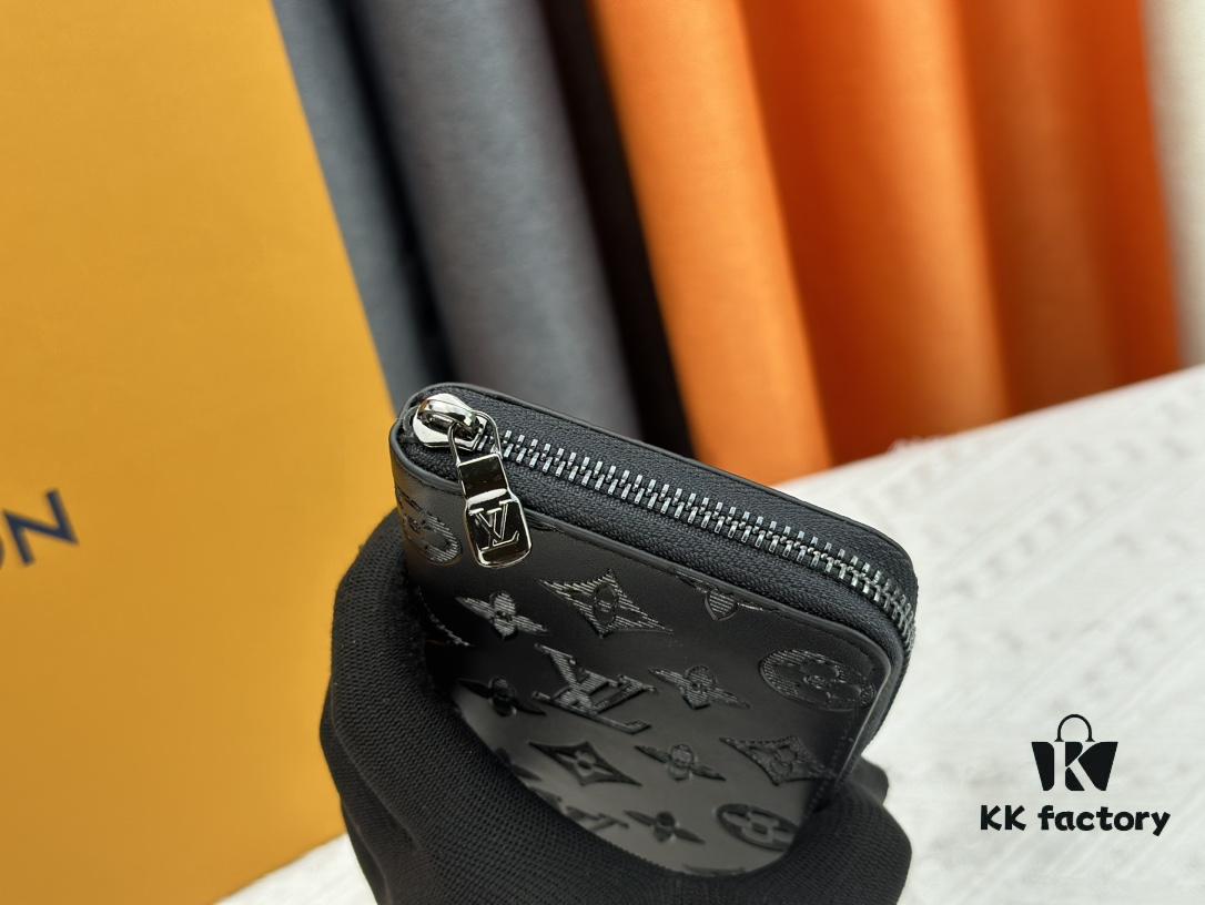 693070876e68136f4d9a5943 Wallet New Arrival In Stock, M62900 M81384 Zippy Vertical Zip Wallet