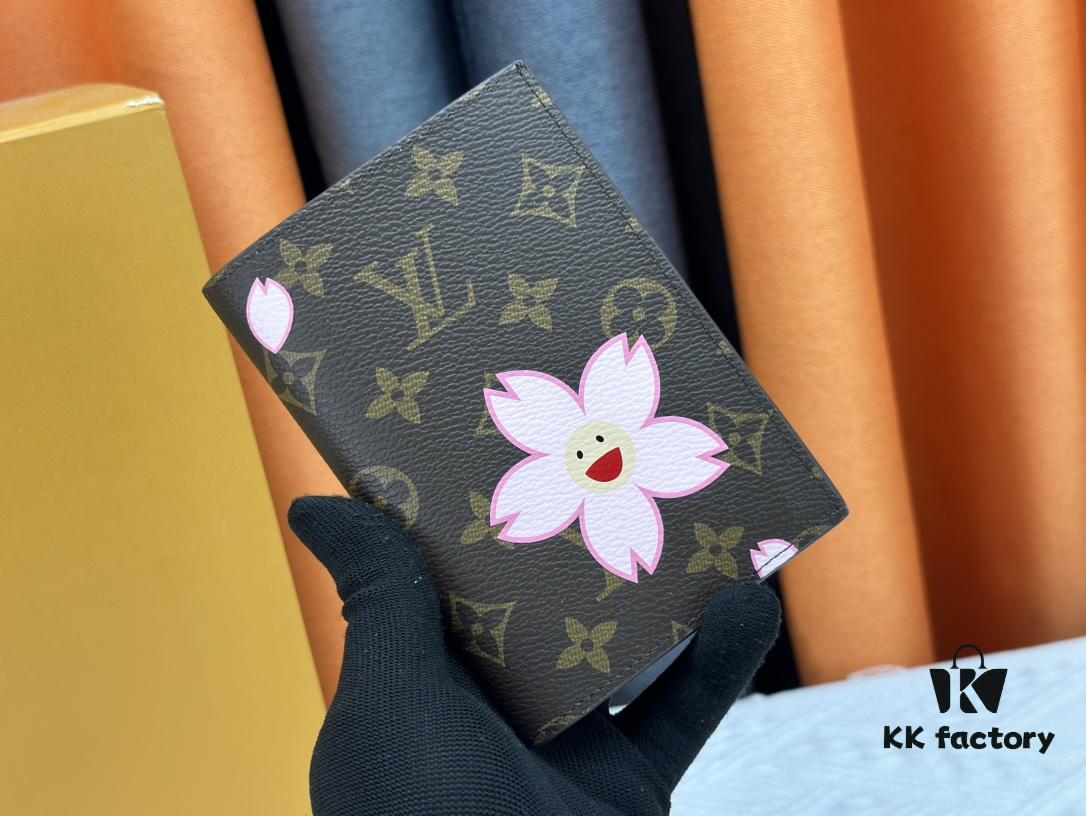 693070966e68136f4d9a5964 Wallet M60410 Sakura Pink 👏👏 Vivienne Holidays 2022 Collection Passport Holder Celebrates Louis Vuitton's Travel Spirit