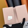6930709d6e68136f4d9a596e Wallet M60410 Cat Pink 👏👏 Vivienne Holidays 2022 Collection Passport Holder Celebrates Louis Vuitton's Travel Spirit