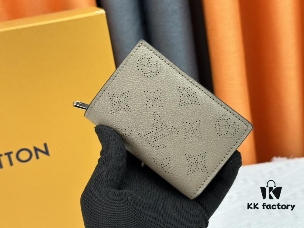 693070ad6e68136f4d9a598e LV Top Replica M80152 Cléa Wallet in Monogram Empreinte Soft Grain Leather