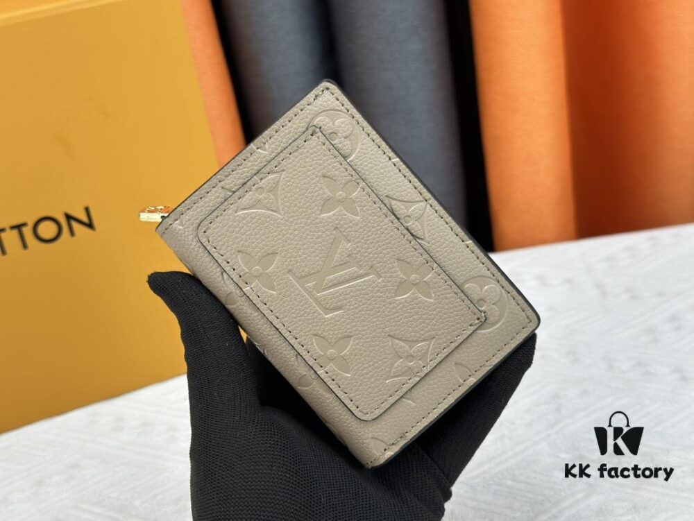 693070b96e68136f4d9a59a9 LV Top Replica M80152 Cléa Wallet in Monogram Empreinte Grainy Calfskin
