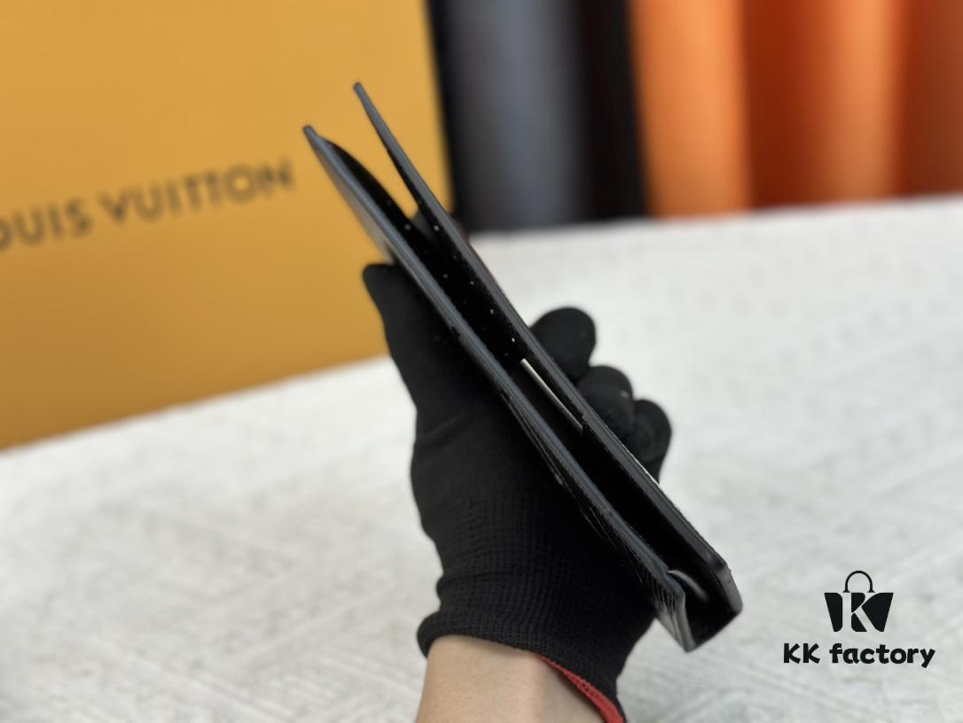 693070cb6e68136f4d9a59cb Wallet Model: N62665 Ink Waterwave Black M63513 Louis Vuitton Classic Brazza Wallet