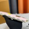 693070e86e68136f4d9a5a0e M60017 White Grid Bird Wallet