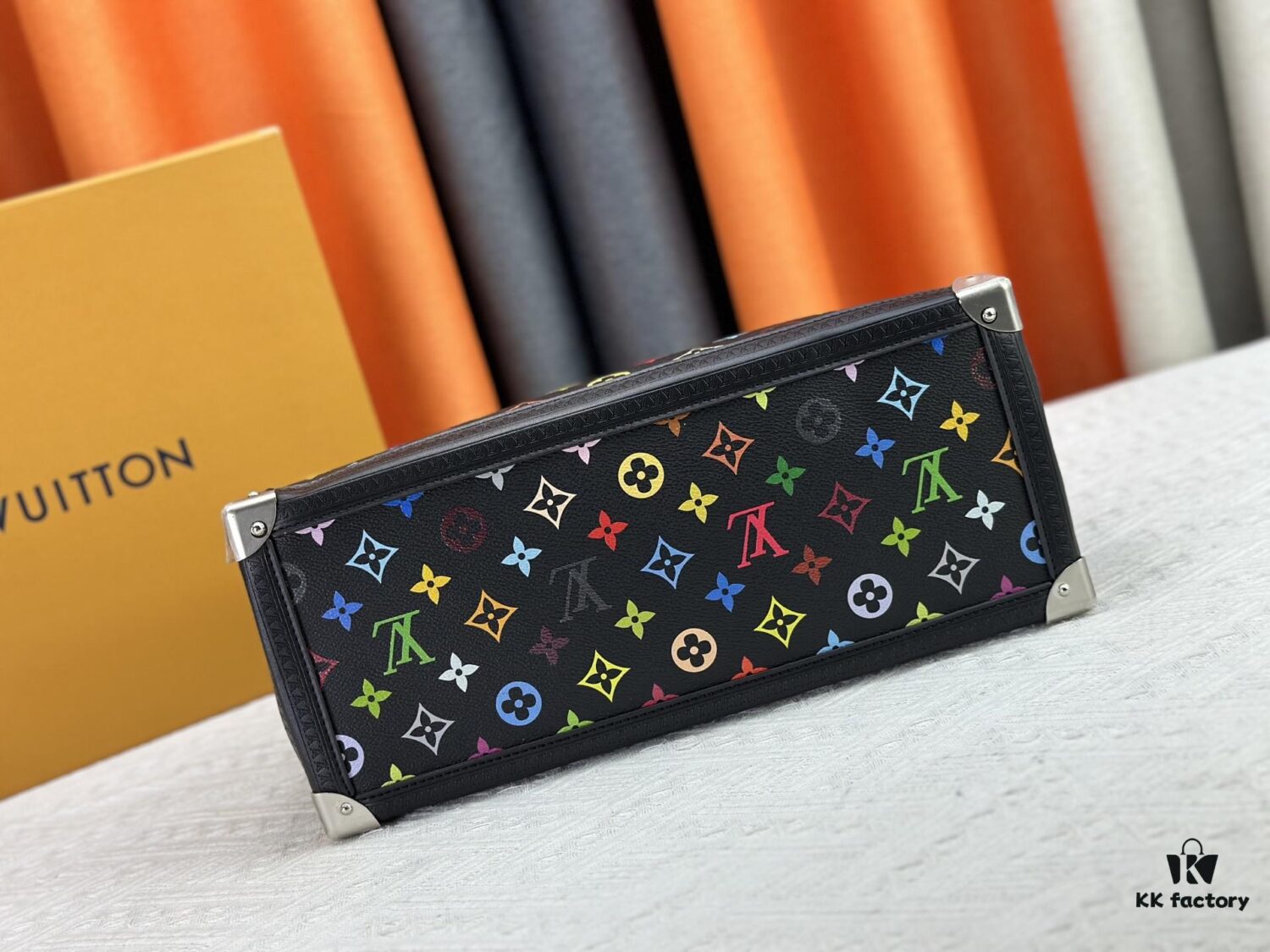 6930712f6e68136f4d9a5a9a M13079 New White Tricolor LV Louis Vuitton x Murakami Women's Shoulder Bag Tote Bag Size 34