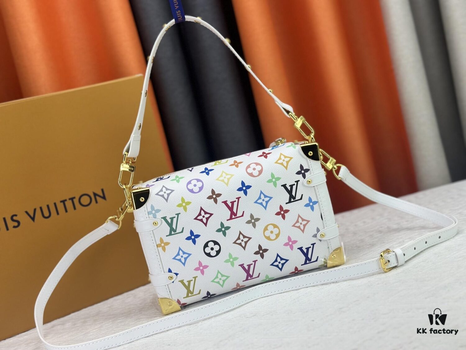M14046 M46358 Black Tricolor White Tricolor Side Trunk Medium Handbag