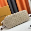 6930714c6e68136f4d9a5ada Lambswool, M40995 Medium Shopping Bag 💋💋 Louis Vuitton New Neverfull Redefines the Classic Handbag
