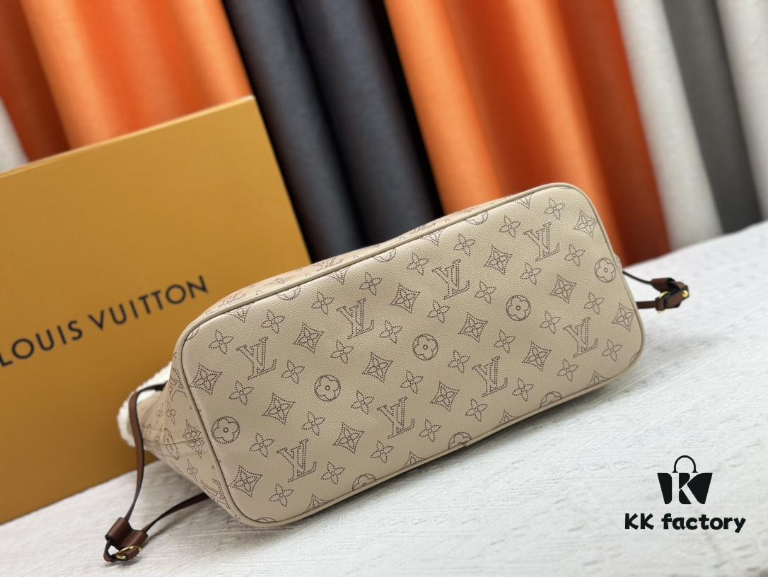 6930714c6e68136f4d9a5ada Lambswool, M40995 Medium Shopping Bag 💋💋 Louis Vuitton New Neverfull Redefines the Classic Handbag