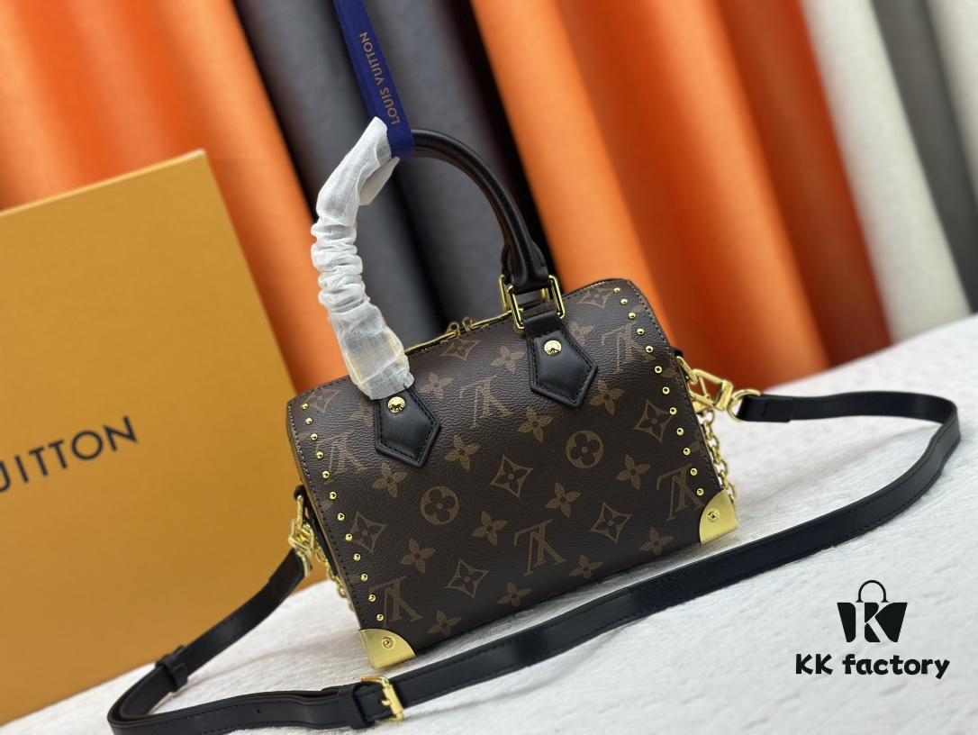 6930715f6e68136f4d9a5b05 M13146 Speedy Trunk Handbag