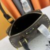 693071616e68136f4d9a5b07 M13146 Speedy Trunk Handbag