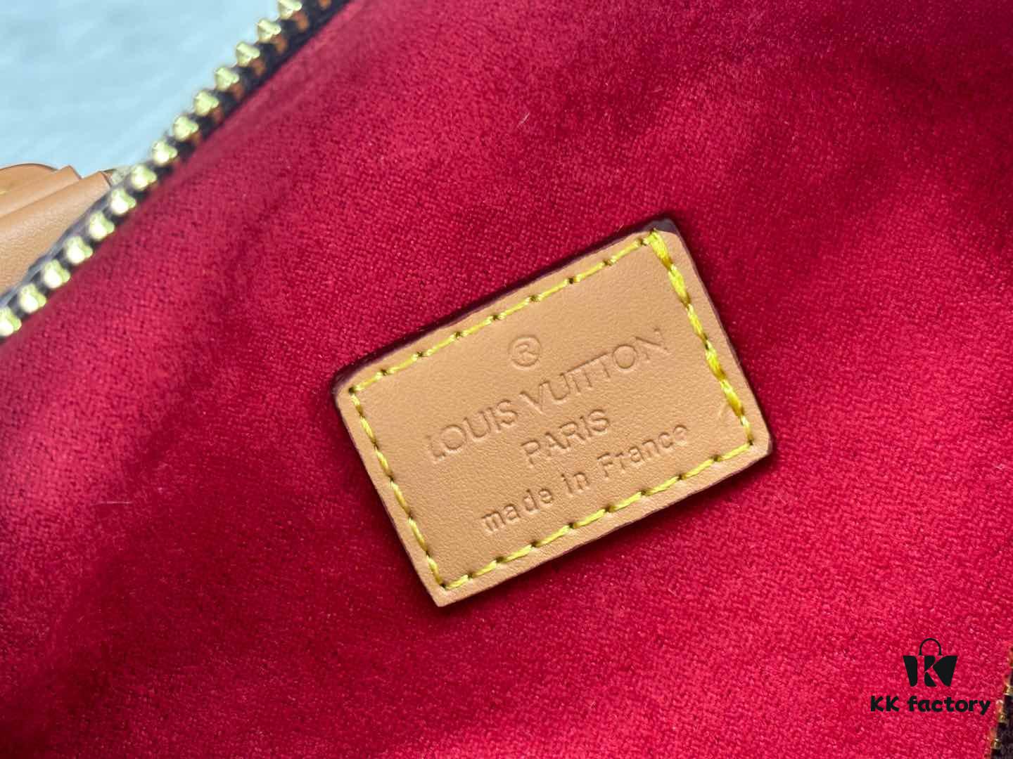 693071706e68136f4d9a5b2e M13226 Louis Vuitton VVN Handle and Long Shoulder Strap Heart-Shaped Bag Adorably Charming with Enchanting Appeal, Size 18x11x10 cm