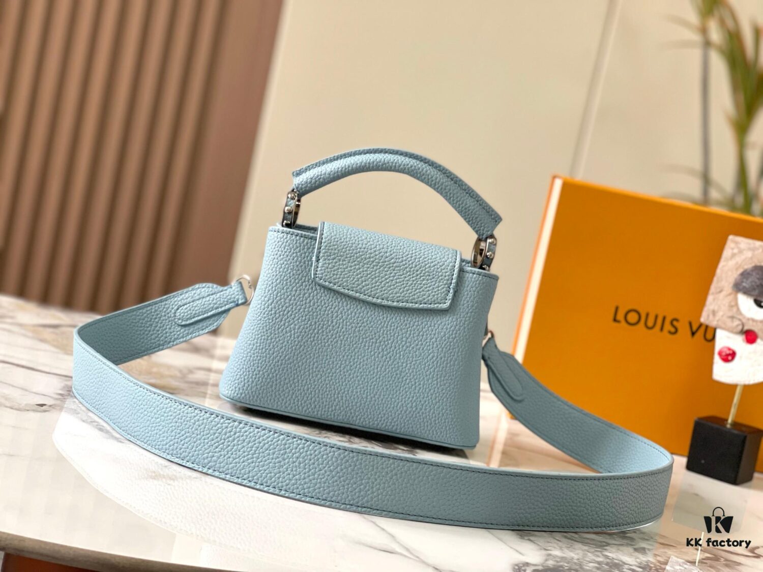 693071af6e68136f4d9a5baf Upgraded Version M21754 LV x YK Capucines Mini Bag