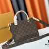 693071f56e68136f4d9a5c47 M22311 Black M23637 Beige Top-Quality Original Order Lock & Go Handbag
