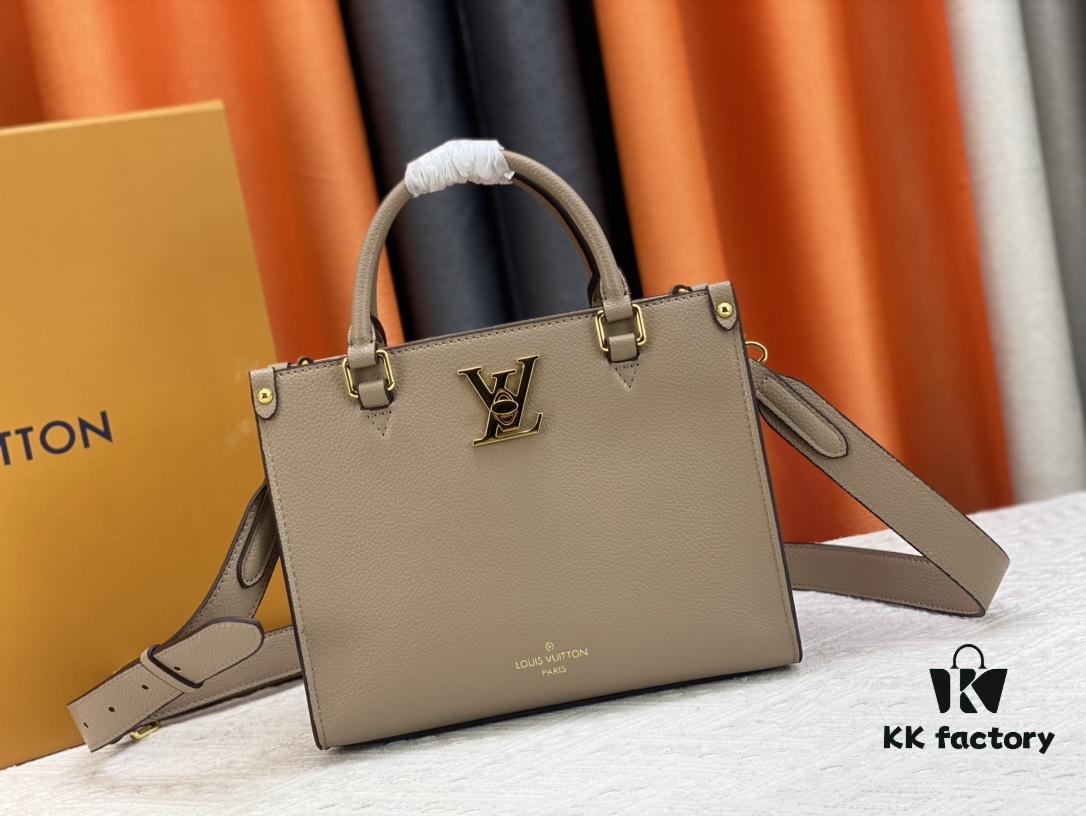 693071f86e68136f4d9a5c4f M22311 Black M23637 Beige Top-Quality Original Order This Lock & Go Handbag Expresses Contemporary Style Through Fashion-Forward Design and Refined Details