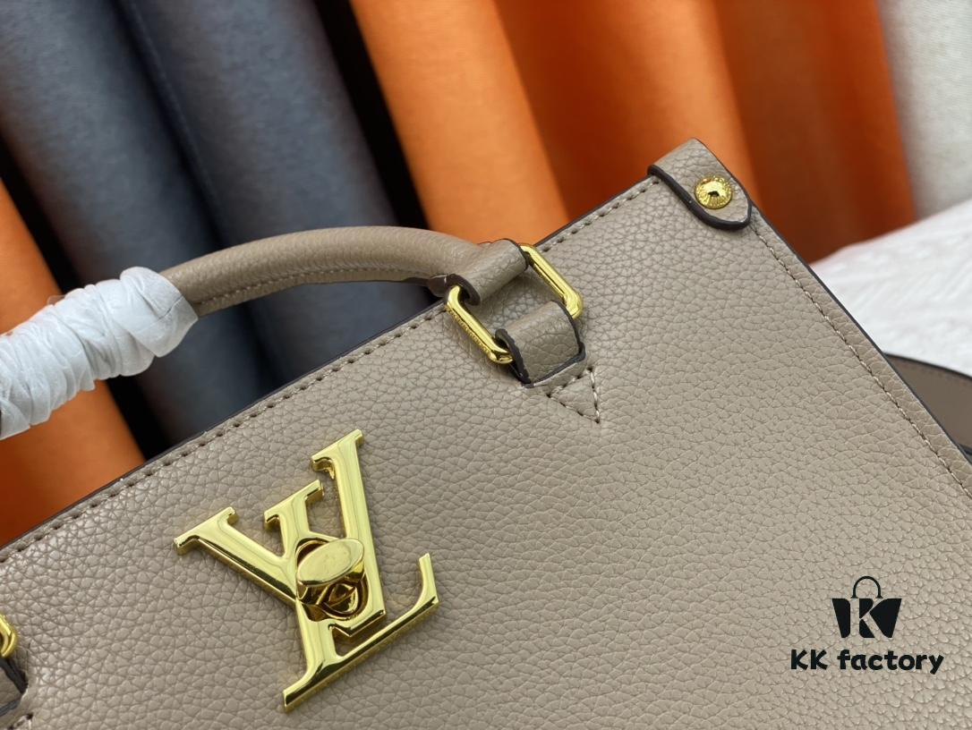 693071fc6e68136f4d9a5c56 M22311 Black M23637 Beige Top-Quality Original Order This Lock & Go Handbag Expresses Contemporary Style Through Fashion-Forward Design and Refined Details