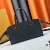 693072736e68136f4d9a5d5c Louis Vuitton M11791 Women's Bag Fall/Winter 2024