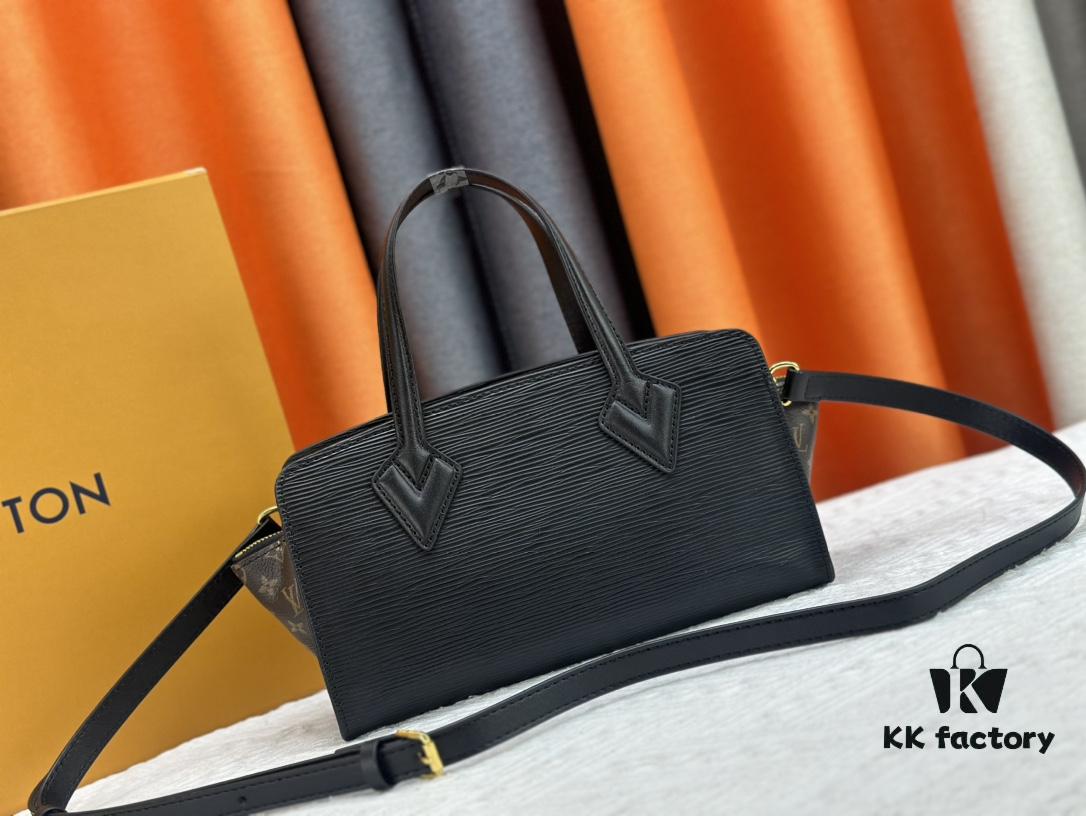 693072746e68136f4d9a5d5f Louis Vuitton M11791 Women's Bag Fall/Winter 2024