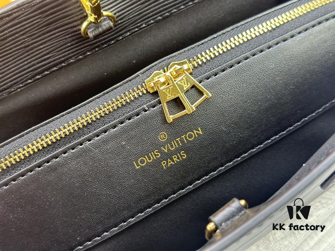 693072776e68136f4d9a5d63 Louis Vuitton M11791 Women's Bag Fall/Winter 2024
