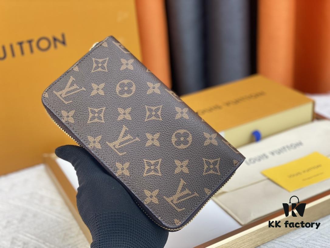 693072f36e68136f4d9a5e49 M81630. 👏👏Vivienne Holidays 2022 Collection Limited Edition Zippy Coin Purse, Celebrating Louis Vuitton's Travel Heritage
