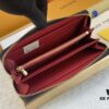 693072f76e68136f4d9a5e52 M81630. 👏👏Vivienne Holidays 2022 Collection Limited Edition Zippy Coin Purse, Celebrating Louis Vuitton's Travel Heritage