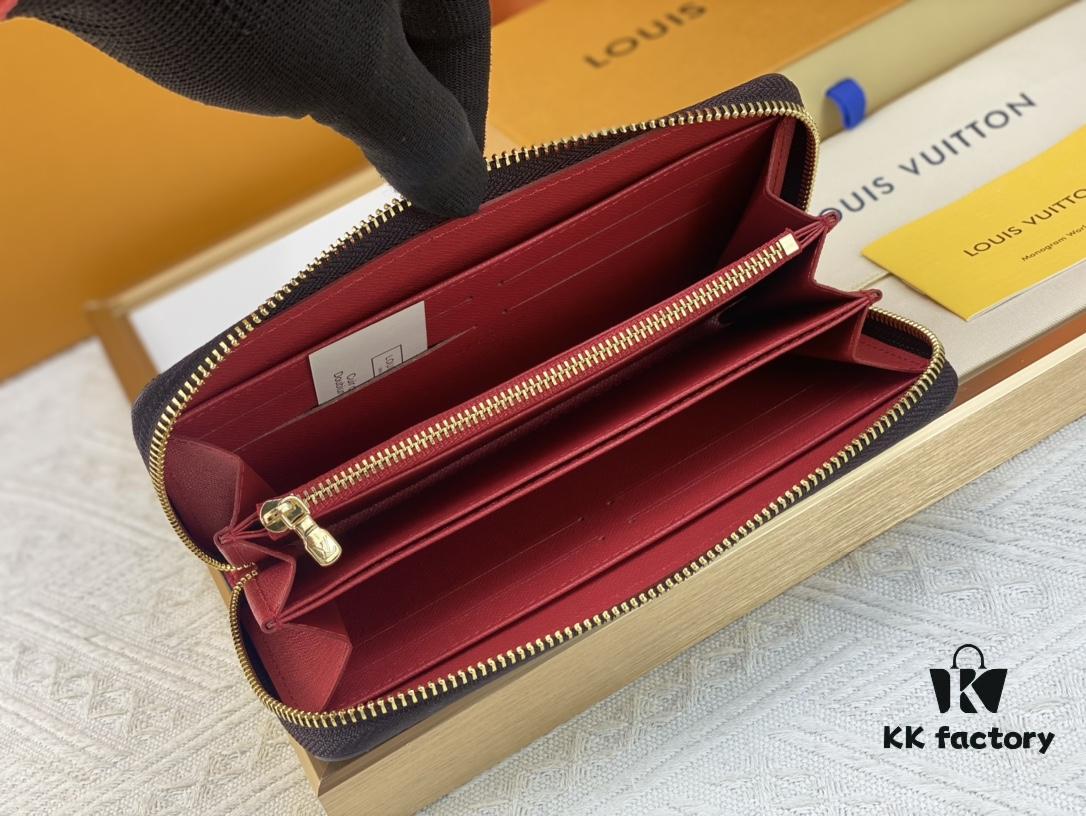 693072f76e68136f4d9a5e52 M81630. 👏👏Vivienne Holidays 2022 Collection Limited Edition Zippy Coin Purse, Celebrating Louis Vuitton's Travel Heritage