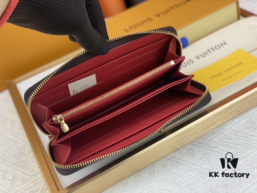 693072fb6e68136f4d9a5e5b M81630. 👏👏Vivienne Holidays 2022 Collection Limited Edition Zippy Single Compartment Wallet, Showcasing Louis Vuitton's Travel Heritage