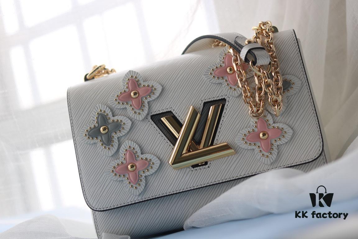 New Arrival [Rose] Top Quality Original Version [Rose]... Even More Beautiful in Real Life [Kiss][Kiss] LV's Hottest Twist Denim Medium Bag Released 💃 Flower Tinsel Design from Louis Vuitton Haute Collection, Model No. 50313, 50280, 50282 (Large Size), Compare and Choose the Genuine One with Internal Code: 0088 [Sun][Sun]