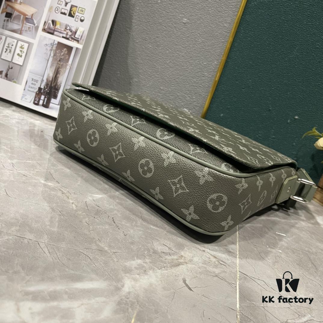 6930730a6e68136f4d9a5e7a Upgraded Version 180 M11593 M46255 Gradient Green Gradient Blue Exclusive Men's Free Shipping Crossbody Bag District Mini Crossbody Bag