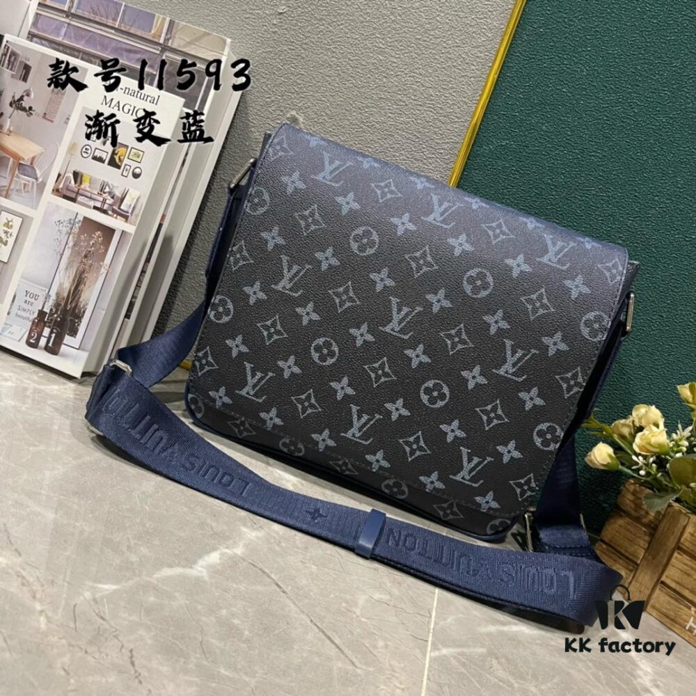 6930730c6e68136f4d9a5e7d Upgraded Version 180 M11593 M46255 Gradient Green Gradient Blue Exclusive Men's Free Shipping Sling Bag Series DISTRICT Small Sling Bag